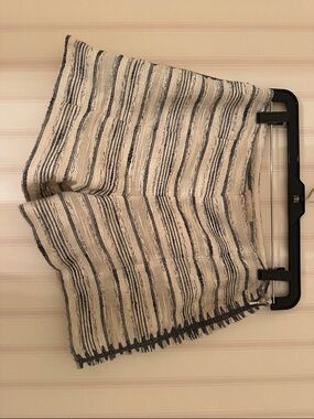 Tory Burch Striped short in Cream and Gray